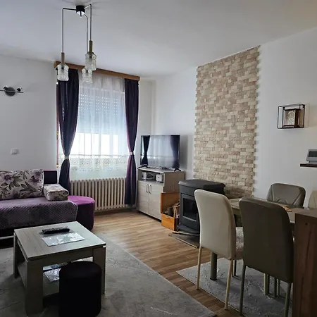 Apartment H4